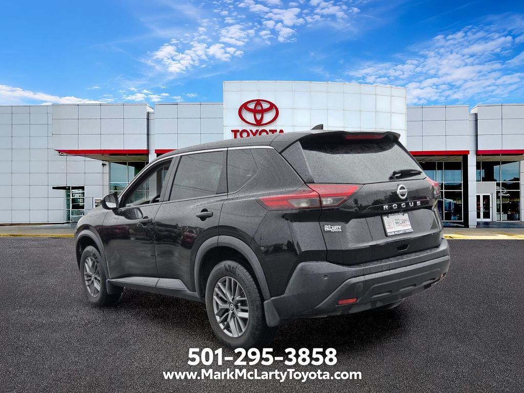 Used 2021 Nissan Rogue S FWD image 3