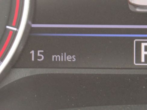 New 2025 Nissan Sentra SR image 30