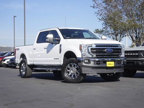 Used 2020 Ford F250 Lariat w/ Lariat Value Package image 2