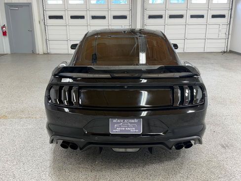 Used 2020 Ford Mustang GT Premium w/ GT Performance Package RWD image 3