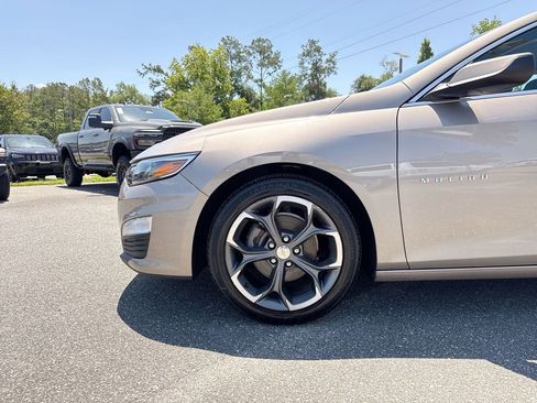 Used 2023 Chevrolet Malibu LT FWD image 13
