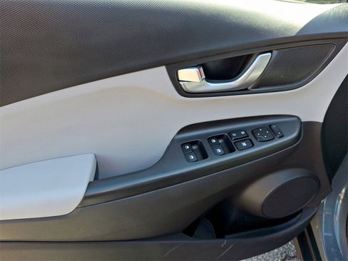 Used 2023 Hyundai Kona SEL w/ Convenience Package image 13