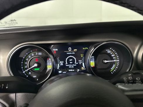 Used 2023 Jeep Wrangler Unlimited w/ Cold Weather Group image 17