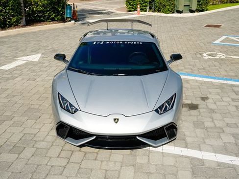 Used 2015 Lamborghini Huracan LP 610-4 AWD/4WD image 5
