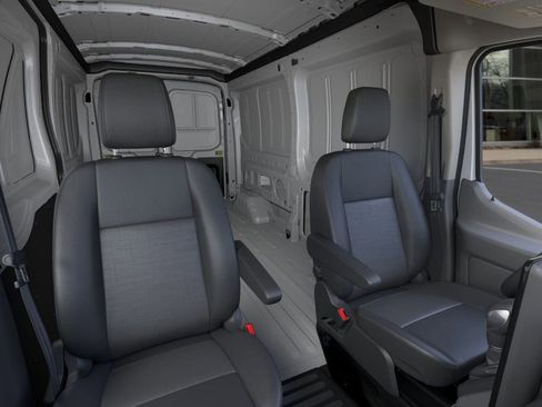 New 2026 Ford Transit 250 148 Medium Roof RWD image 10