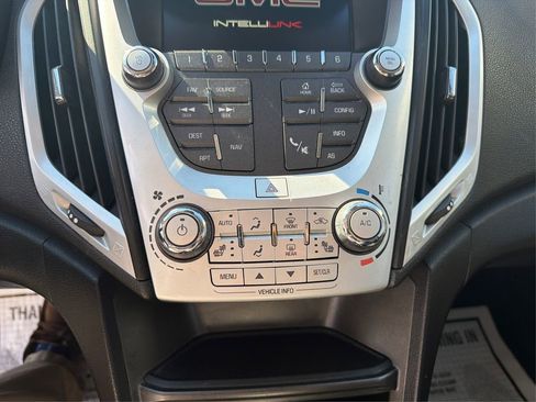 Used 2017 GMC Terrain SLT w/ Open Road Package image 46