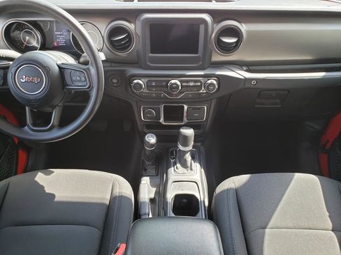 Used 2022 Jeep Gladiator Sport AWD/4WD image 13