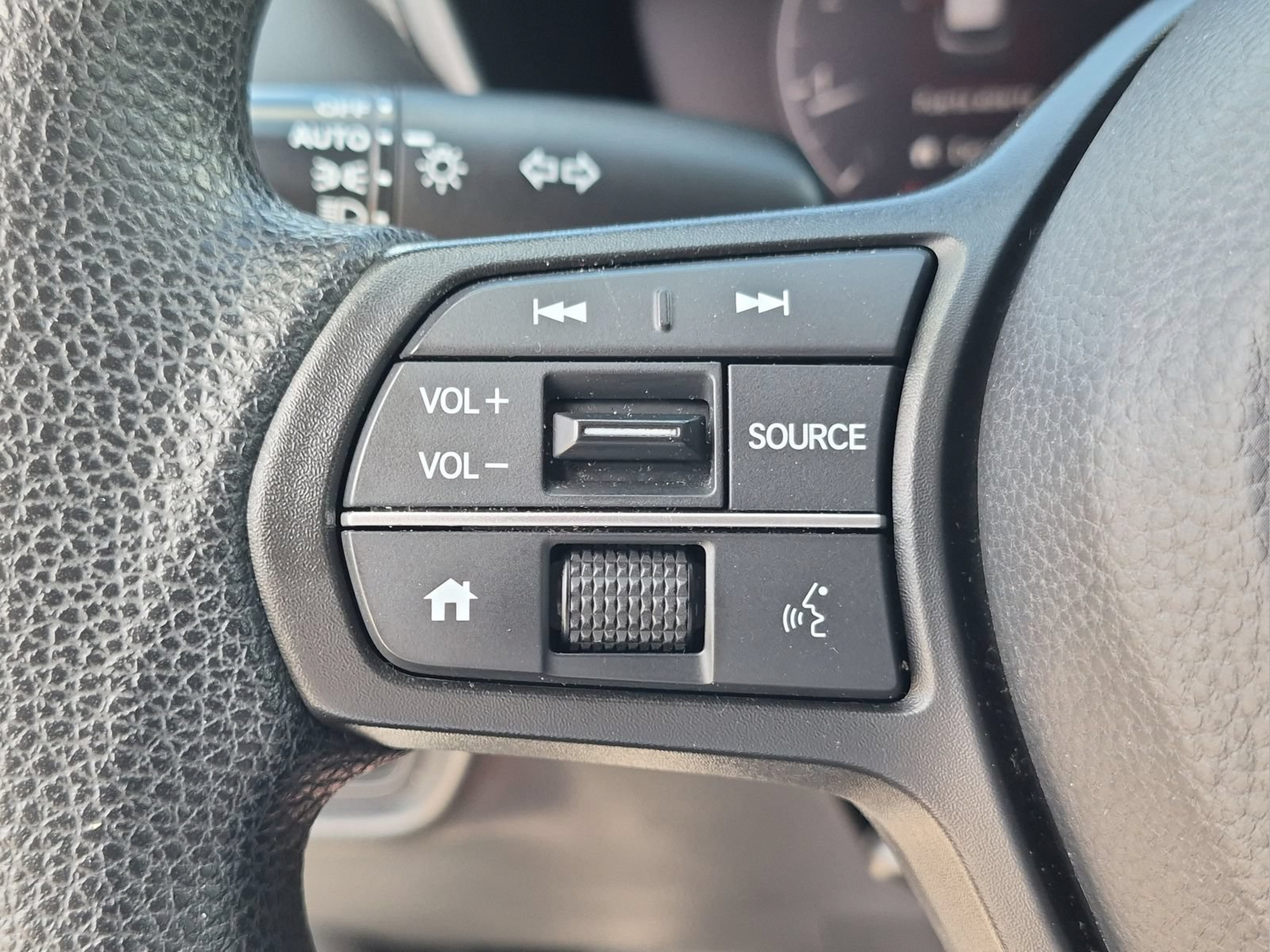 Certified 2023 Honda HR-V LX image 13