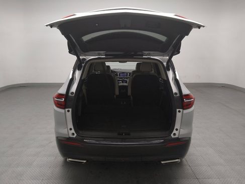 Used 2020 Buick Enclave Essence FWD image 29