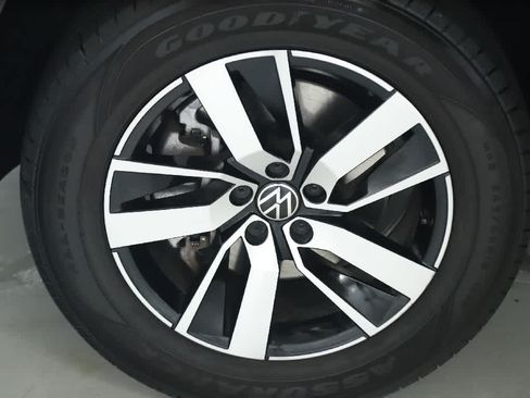 Used 2022 Volkswagen Atlas SE FWD image 37