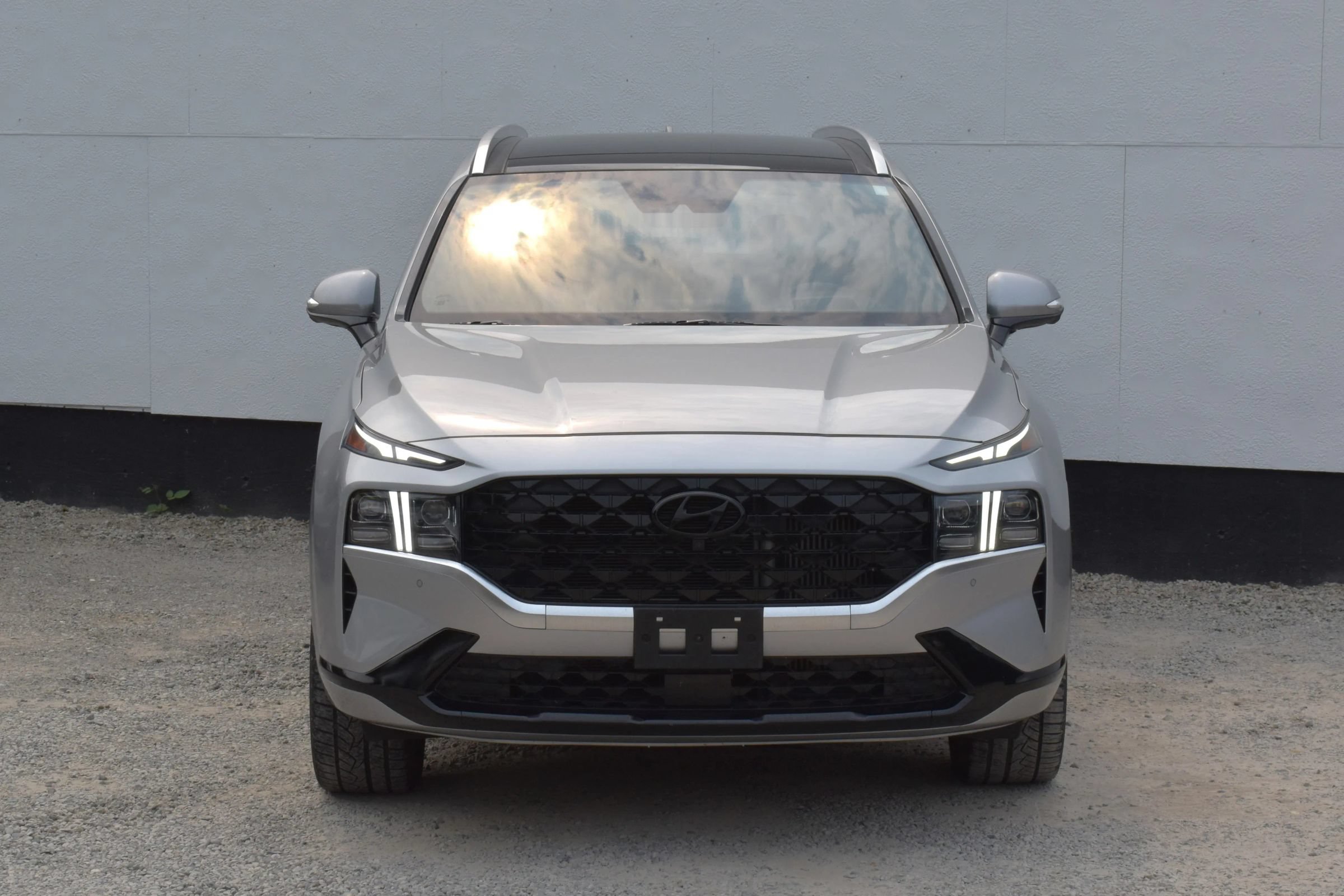 Used 2022 Hyundai Santa Fe Calligraphy w/ Cargo Package AWD/4WD image 2