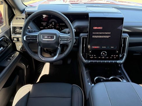 New 2026 GMC Yukon Elevation image 9