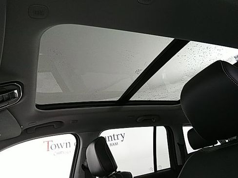 Used 2023 Jeep Grand Cherokee 4xe image 27