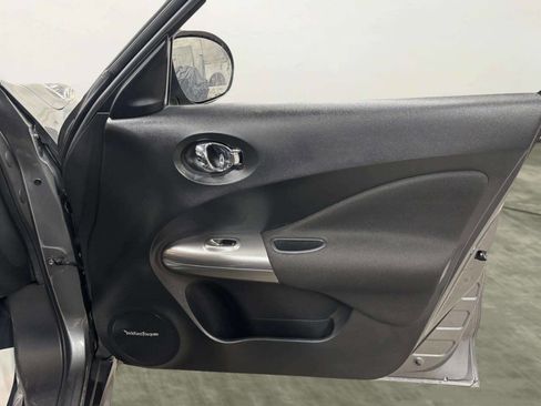 Used 2013 Nissan Juke SL image 19