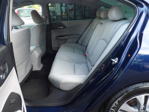 Used 2015 Honda Accord LX image 9