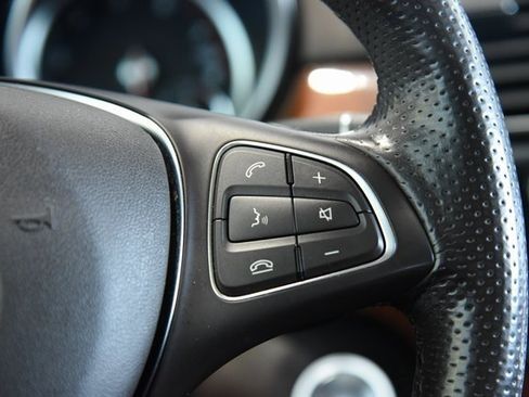 Used 2017 Mercedes-Benz GLE 350 4MATIC image 9