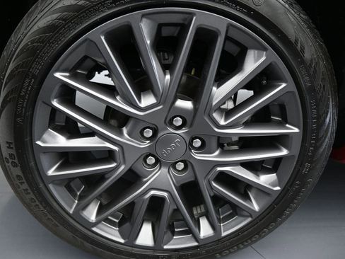 Used 2023 Jeep Compass High Altitude image 27