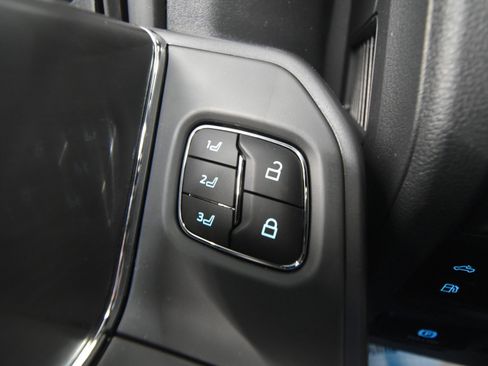 New 2025 Ford F150 Lariat w/ Equipment Group 502A High image 5