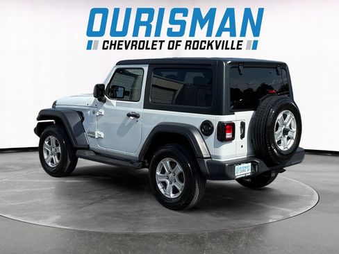 Used 2020 Jeep Wrangler Sport AWD/4WD image 4
