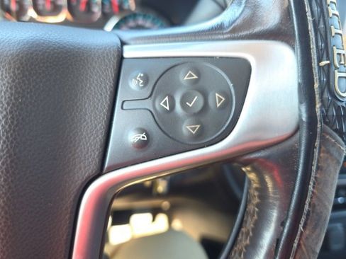 Used 2018 GMC Sierra 1500 SLT image 15