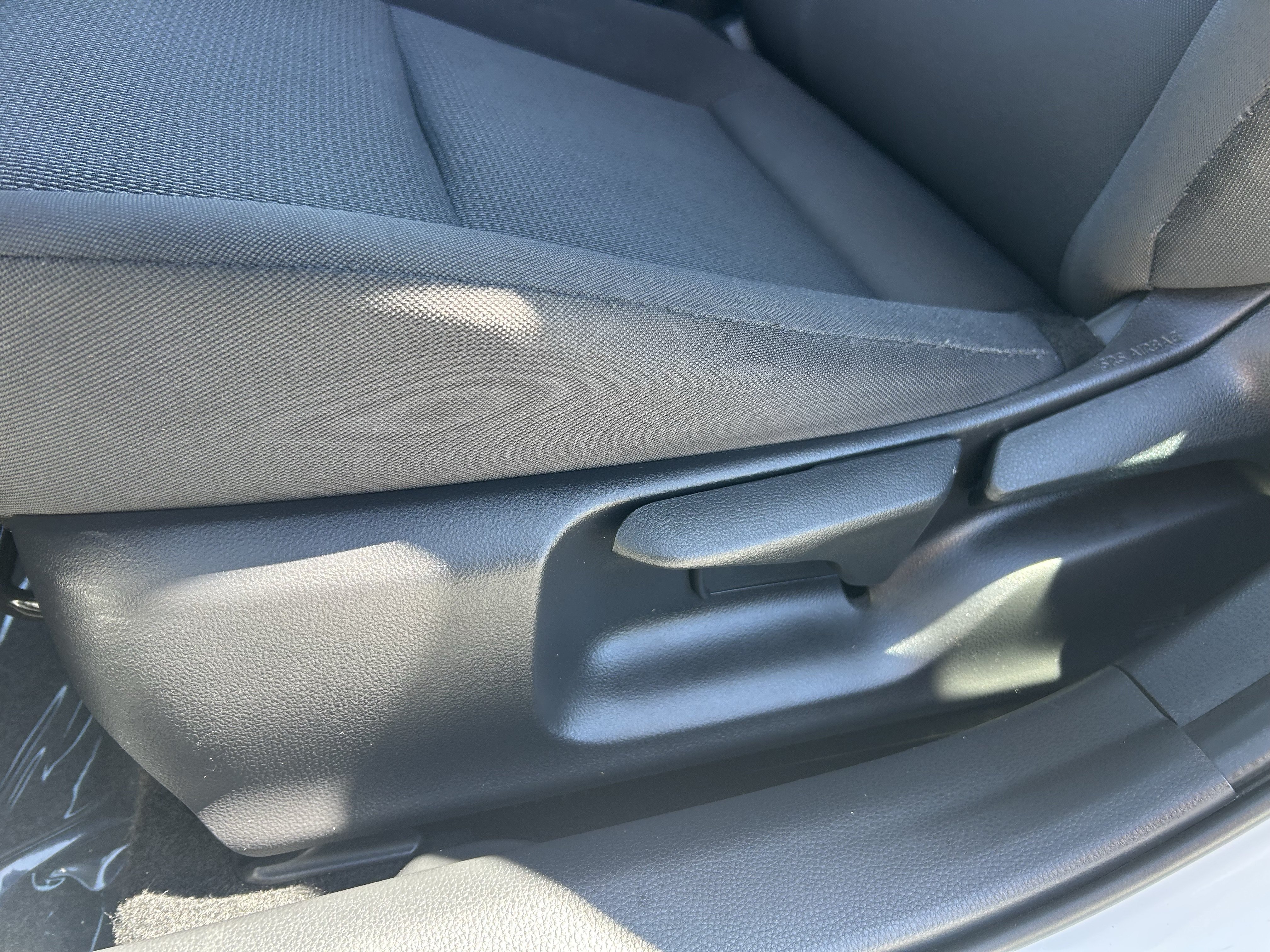 Certified 2025 Toyota Prius LE AWD/4WD image 16