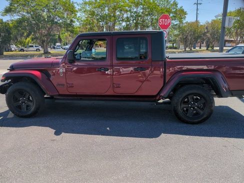 Used 2021 Jeep Gladiator Sport AWD/4WD image 9