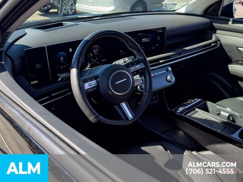 Used 2025 Hyundai Tucson Limited image 10