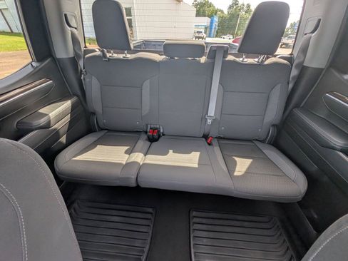 Used 2025 Chevrolet Silverado 1500 LT AWD/4WD image 35