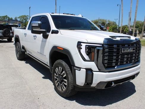 Used 2024 GMC Sierra 2500 Denali Ultimate image 14