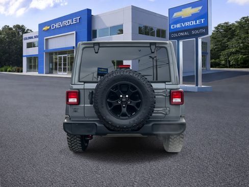 Used 2022 Jeep Wrangler Unlimited Willys image 5