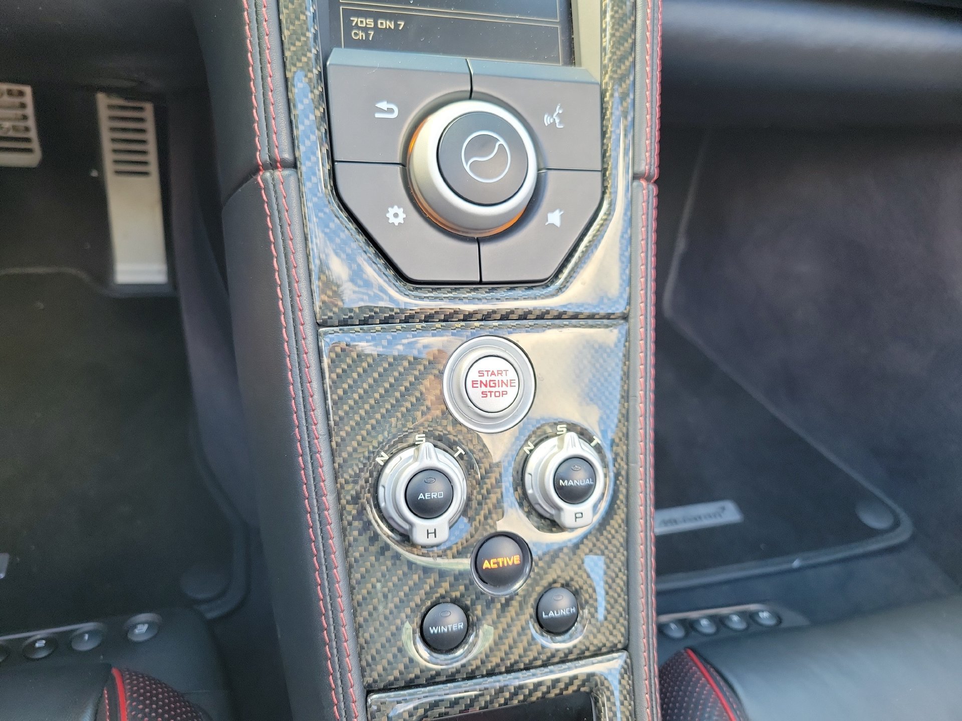 Used 2015 McLaren 650S Spider RWD image 32
