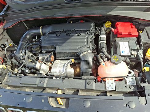 Used 2023 Jeep Renegade Latitude image 29