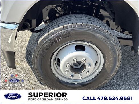 Used 2023 Ford F350 XLT AWD/4WD image 12