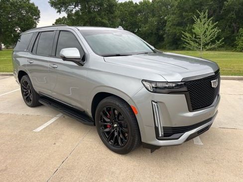 Certified 2024 Cadillac Escalade Sport w/ LPO, ONYX Package AWD/4WD image 12