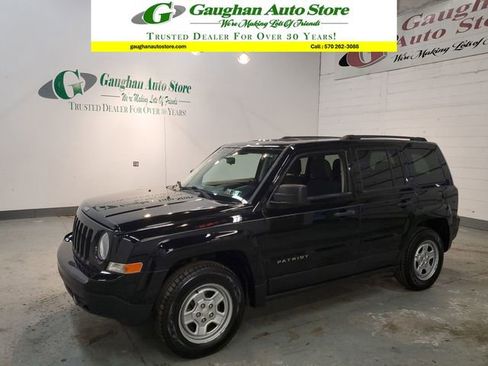 Used 2014 Jeep Patriot Sport image 1