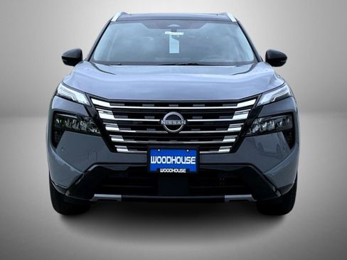 New 2026 Nissan Rogue Platinum w/ Platinum Premium Package AWD/4WD image 2