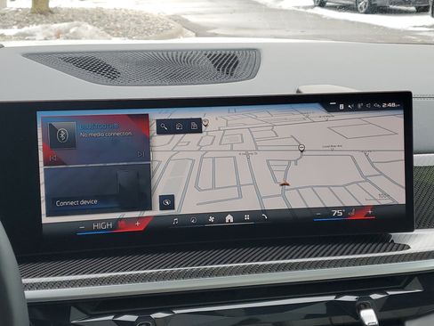 Certified 2025 BMW X7 M60i image 19