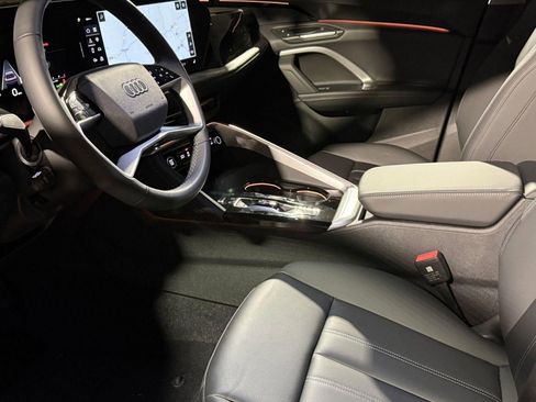 New 2025 Audi Q5 Premium AWD/4WD image 21