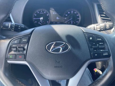 Used 2016 Hyundai Tucson Limited image 14