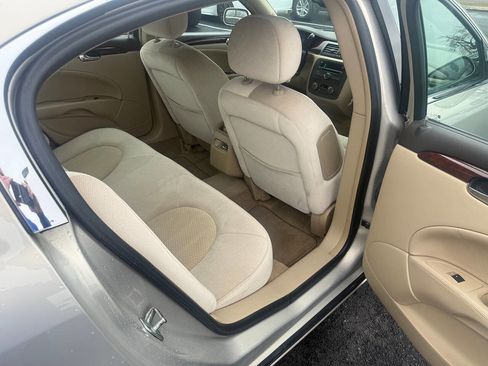 Used 2008 Buick Lucerne CX w/ Driver Confidence Package image 10