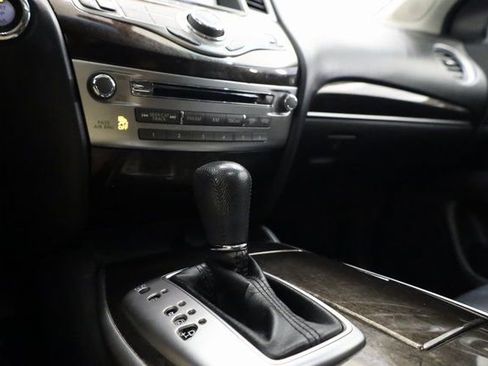 Used 2014 INFINITI QX60 AWD w/ Premium Package image 24