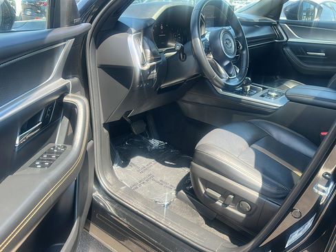 Used 2024 MAZDA CX-90 Plug-In Hybrid w/ Premium Plus AWD/4WD image 11