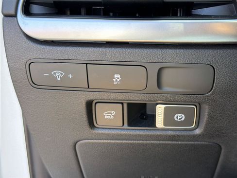 Used 2024 Hyundai Palisade SEL FWD image 40