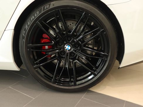 Used 2026 BMW M5 w/ Carbon Package AWD/4WD image 25