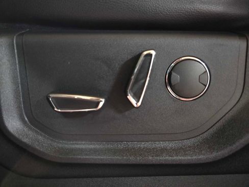 Used 2019 Ford F250 Lariat w/ Lariat Value Package image 24