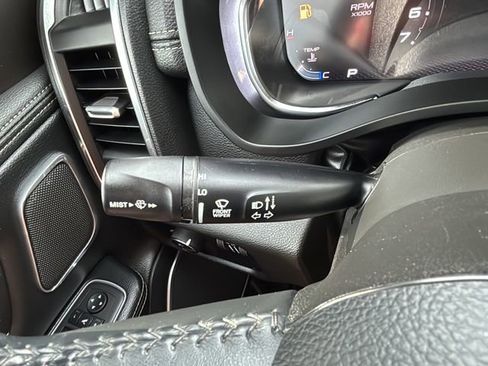 Used 2023 RAM 1500 Laramie AWD/4WD image 20