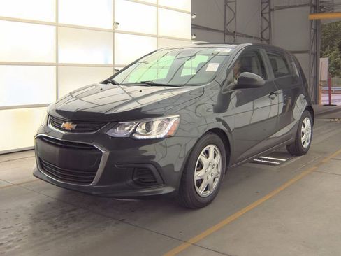 Used 2020 Chevrolet Sonic LT FWD image 1
