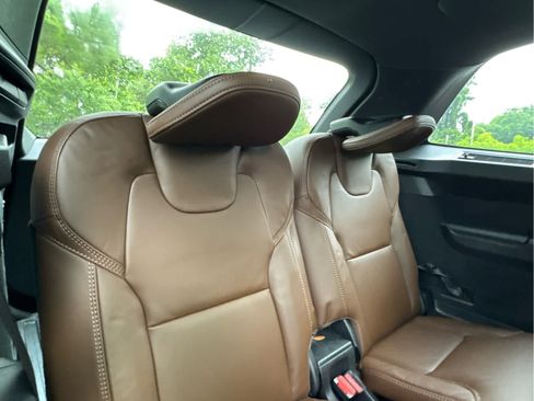 Certified 2025 Volvo XC90 B6 Ultra w/ Protection Package AWD/4WD image 21