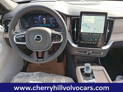 New 2026 Volvo XC90 B6 Ultra w/ Protection Package Premier image 8