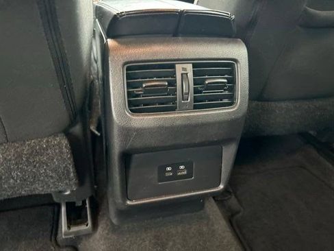 Used 2023 Nissan Rogue SV AWD/4WD image 41